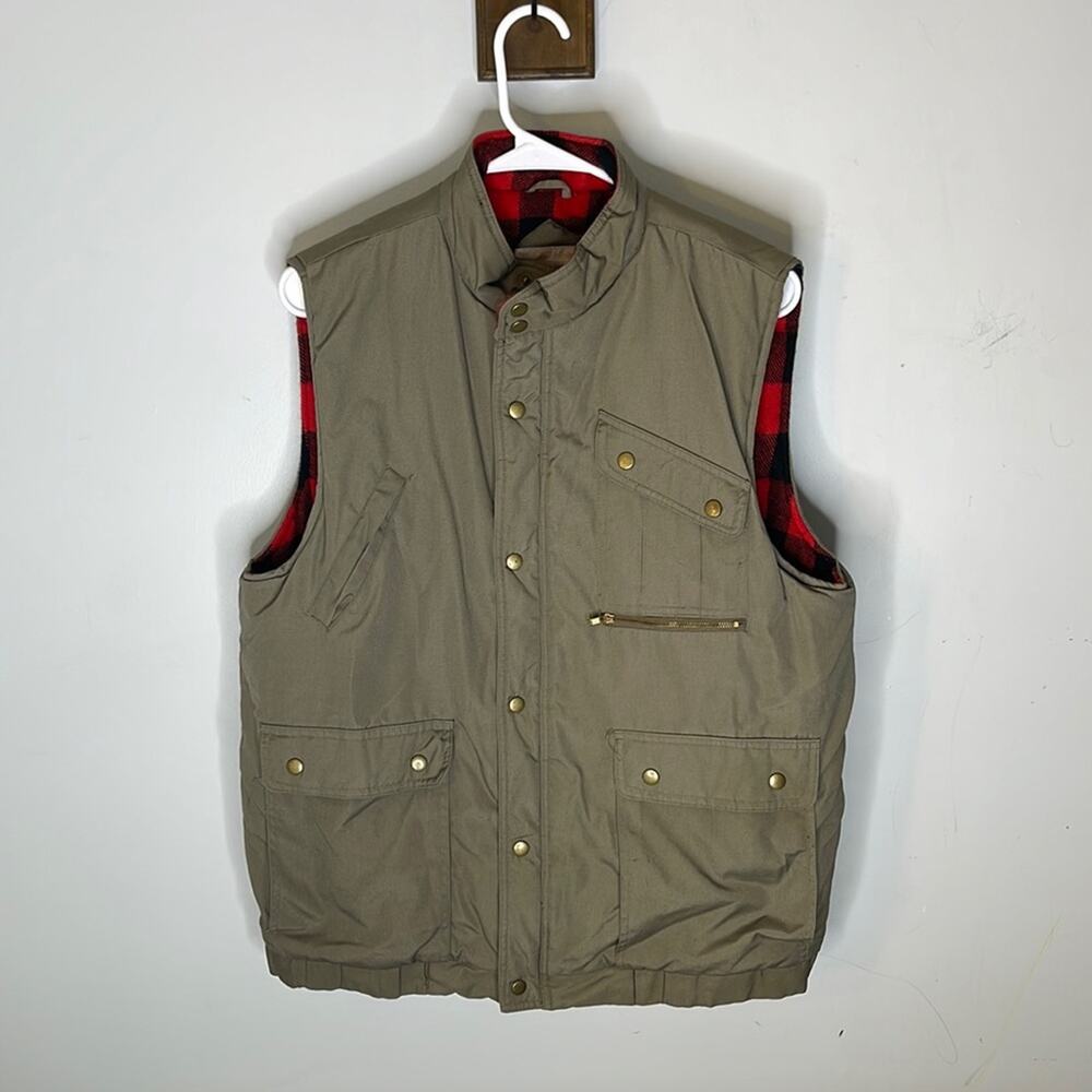 OUTREACH Gray / Green Buffalo Check Fleece Lined Polyester Blend Vest Sz Medium